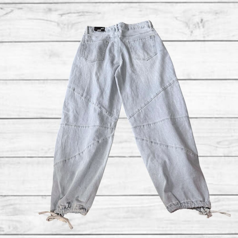 79. NWT Madden NYC Barrel Relaxed Fit Wide Leg Jeans Drawstring Hem SZ: 6 - Picture 3 of 7